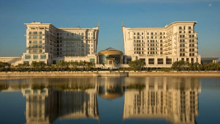 St. Regis Hotel — BBR YAPI